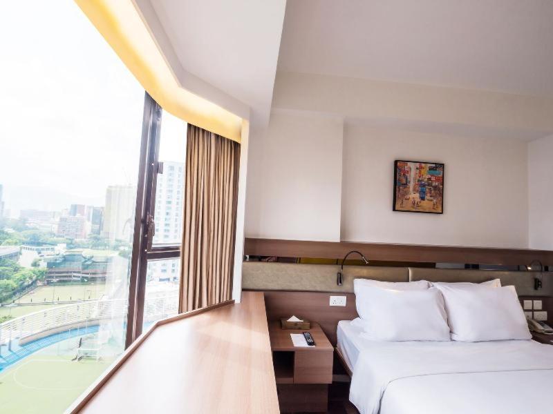 Hotel Travelodge Kowloon 3*